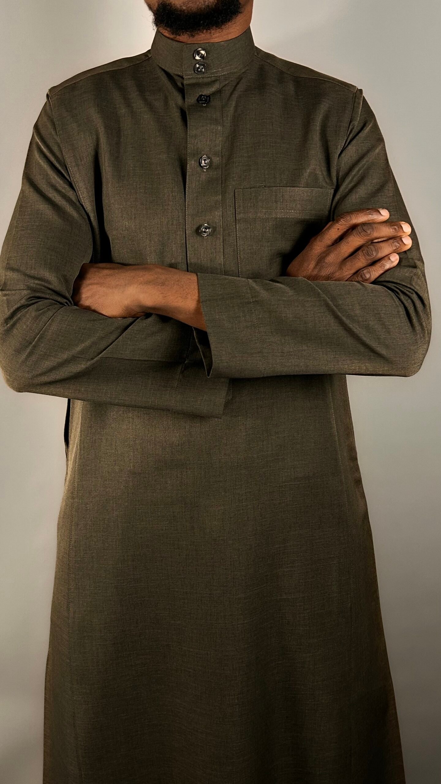 Qamis Madina | Vert Brun – Image 3